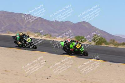 media/Oct-30-2022-CVMA (Sun) [[fb421c3cec]]/Race 11 Amateur Supersport Open/